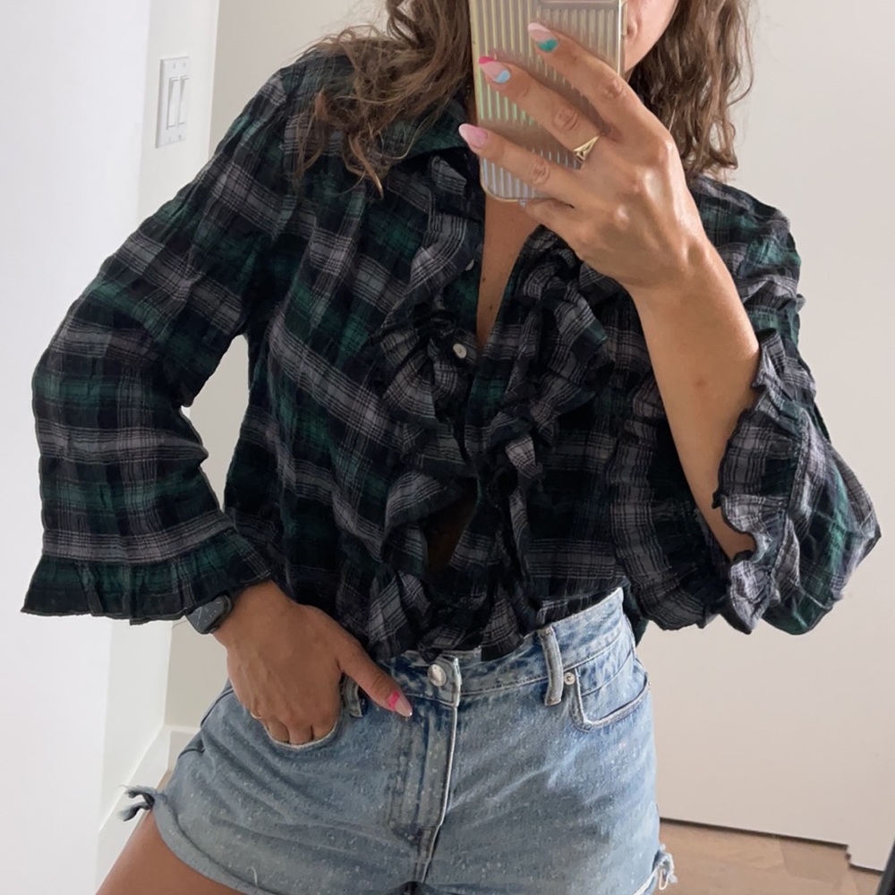 plaid ruffle log sleeve shirt size medium